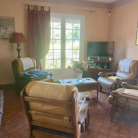 Maison F5 Avec Jardin Et Terrasse, Animaux Admis - Fr-1-703-216 * Le Boulou