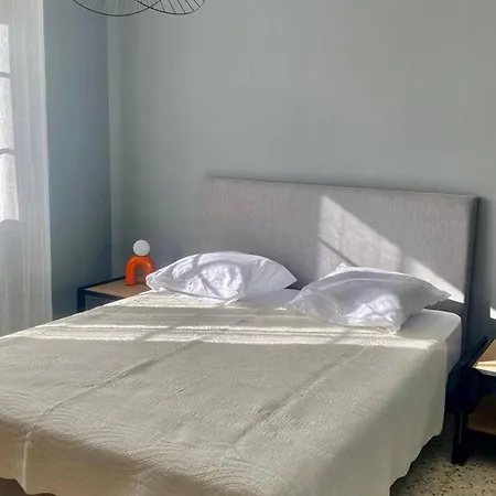Maison F5 Avec Jardin Et Terrasse, Animaux Admis - Fr-1-703-216
