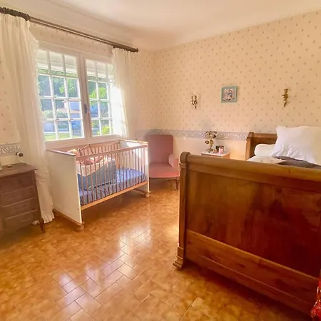 Maison F5 Avec Jardin Et Terrasse, Animaux Admis - Fr-1-703-216