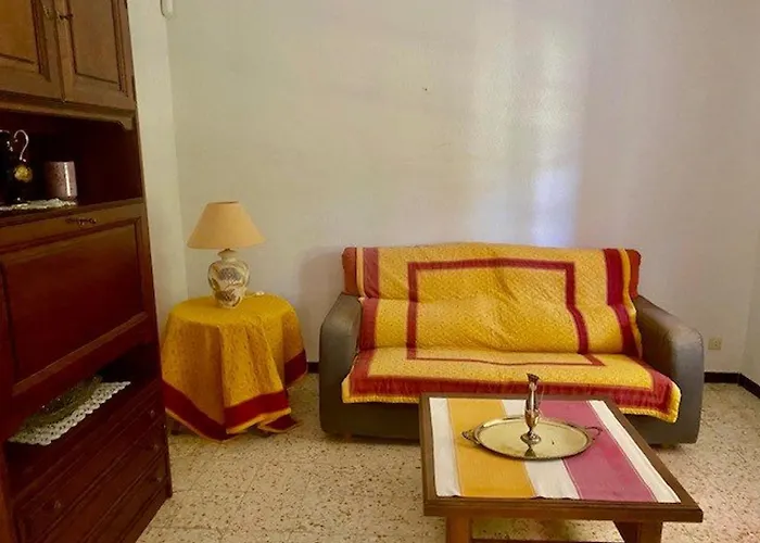 Maison F5 Avec Jardin Et Terrasse, Animaux Admis - Fr-1-703-216 *