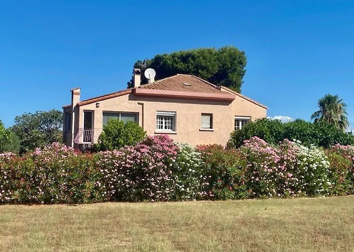 Maison F5 Avec Jardin Et Terrasse, Animaux Admis - Fr-1-703-216 Vakantiehuis *